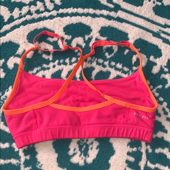 NIKE sports bra - Picture 2 of 2